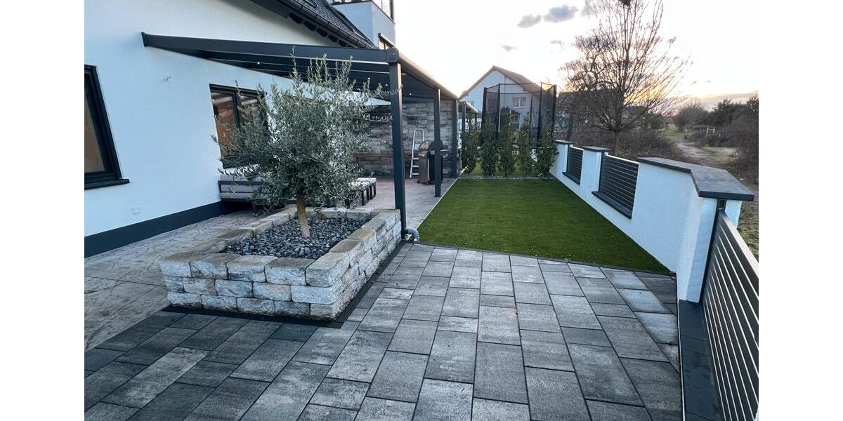 Neuwertige möblierte EG Neubauwohnung auf Zeit! - Feldrand Lage 3 zimmer