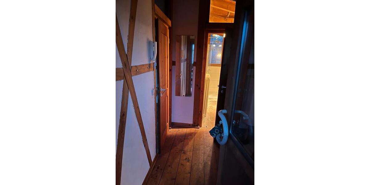 Dachgeschoßwohnung Reutlingen - 2 Zimmer, 70 m&sup2;, 950&euro; | Angebot:24533261