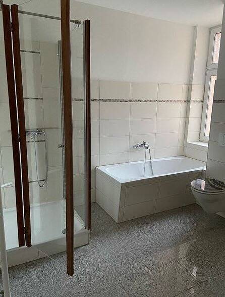 Etagenwohnung Magdeburg Leipziger Str. - 4 Zimmer, 123 m&sup2;, 1.000&euro; | Angebot:26835614