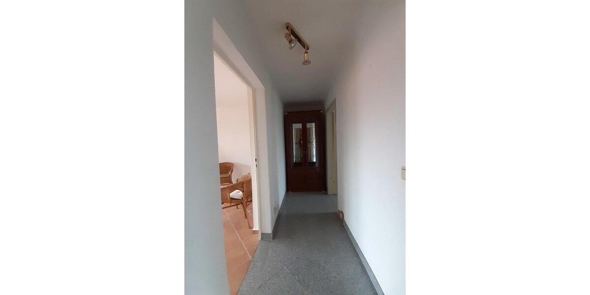 Dachgeschoßwohnung Klipphausen - 1 Zimmer, 39 m&sup2;, 300&euro; | Angebot:26147458