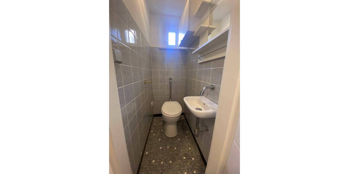 Reihenmittelhaus Nürnberg Röthenbach b Schweinau - 3 Zimmer, 100 m&sup2;, 1.250&euro; | Angebot:26797319
