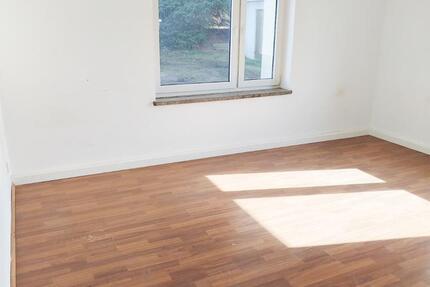 Wohnung Klingenberg - 3 Zimmer, 80 m&sup2;, 440&euro; | Angebot:25719745