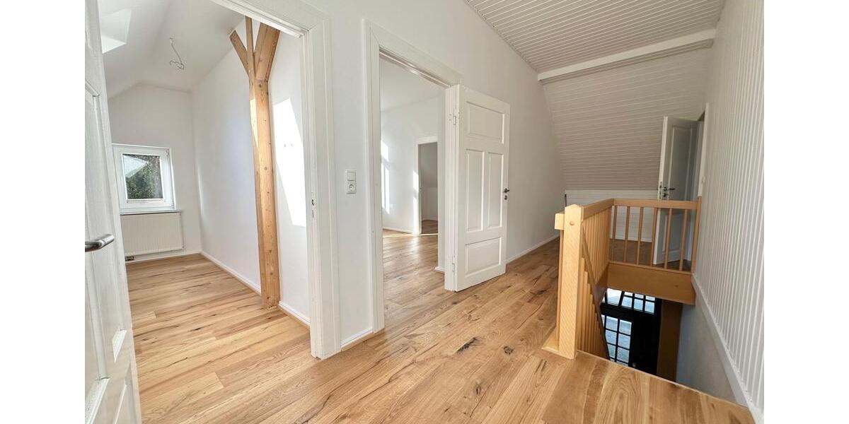 Einfamilienhaus Westerstede - 6 Zimmer, 167 m&sup2;, 1.350&euro; | Angebot:23617306