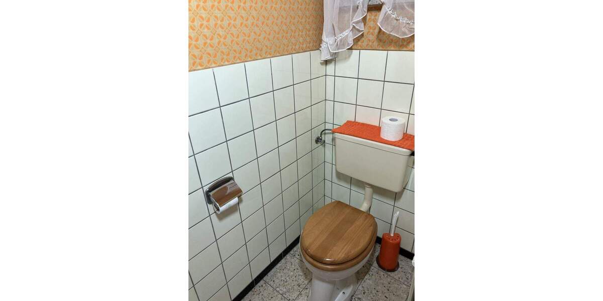 Einfamilienhaus Gudensberg - 6 Zimmer, 140 m&sup2;, 1.200&euro; | Angebot:24684222