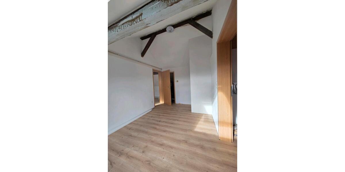 Dachgeschoßwohnung Nalbach - 2 Zimmer, 50 m&sup2;, 500&euro; | Angebot:24946692