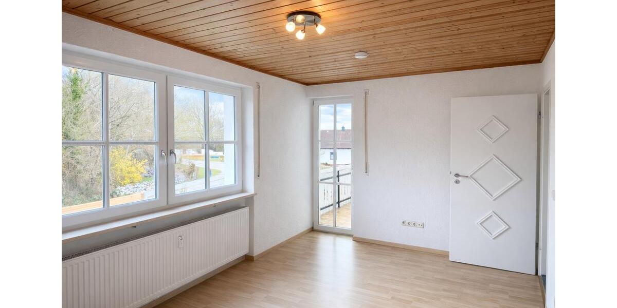 Etagenwohnung Pfarrkirchen - 4 Zimmer, 97 m&sup2;, 1.040&euro; | Angebot:26014395