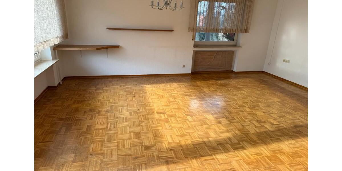 Erdgeschoßwohnung Oberboihingen - 4 Zimmer, 104 m&sup2;, 1.200&euro; | Angebot:24842591