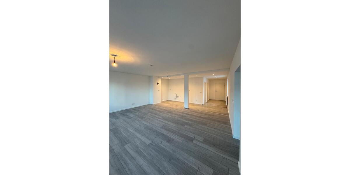 Erdgeschoßwohnung Geisenfeld - 3 Zimmer, 100 m&sup2;, 1.450&euro; | Angebot:24365608