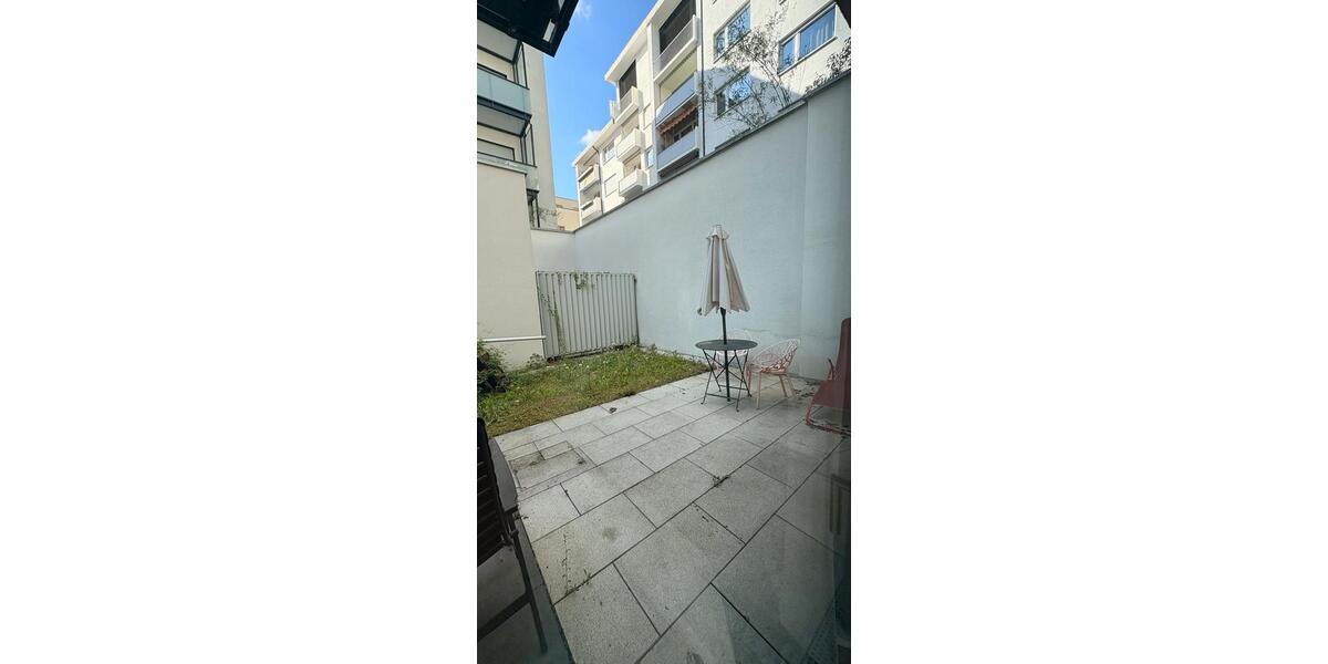 Etagenwohnung Stuttgart Stuttgart-Mitte - 1 Zimmer, 20 m&sup2;, 665&euro; | Angebot:26645505