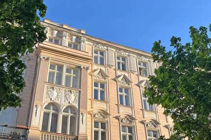 Wohnung zum Mieten in Berlin 2.287,89 € 165.31 m² 5 zimmer