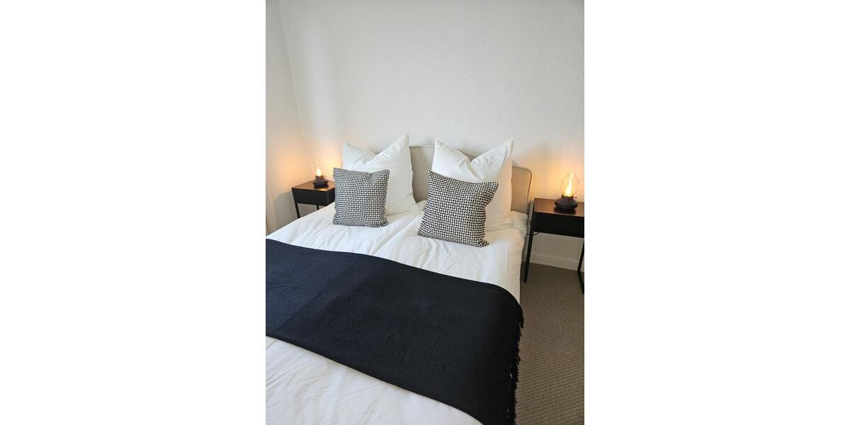 Dachgeschoßwohnung Bremerhaven Geestemünde - 3 Zimmer, 55 m&sup2;, 899&euro; | Angebot:24629262