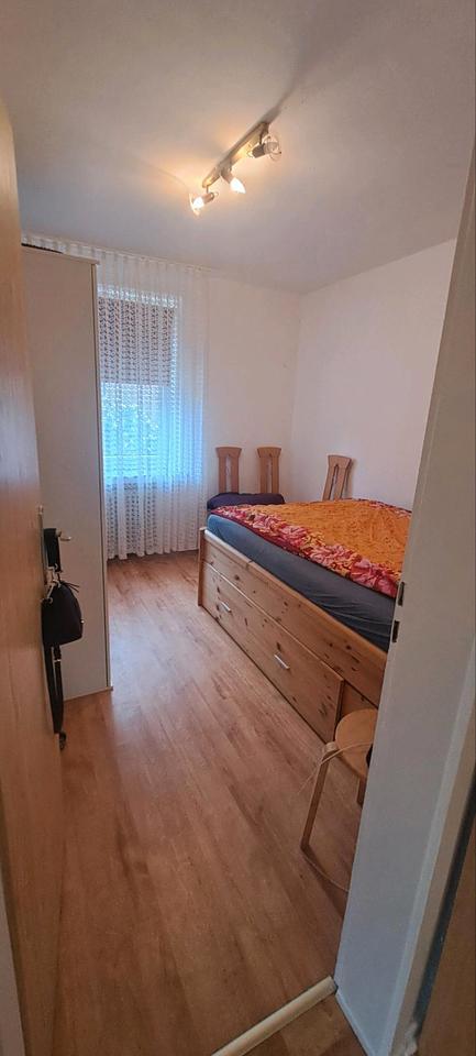 Helgolandstr. 3 Zimmer Wohnung für Berufstätige,kein Arbeitsamt.