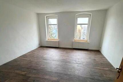 Wohnung Großenhain - 4 Zimmer, 80 m&sup2;, 400&euro; | Angebot:25165683