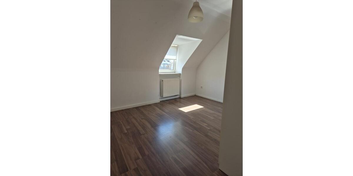 Etagenwohnung Saarlouis - 4 Zimmer, 80 m&sup2;, 750&euro; | Angebot:26348459
