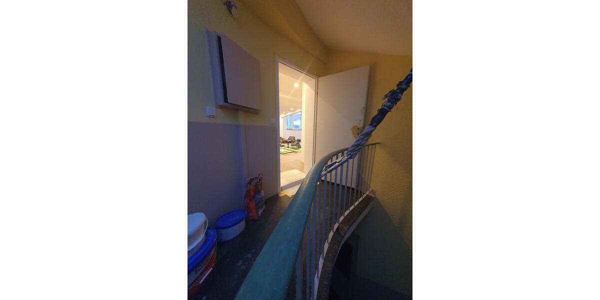 Charmante Dachgeschosswohnung in Hannover - Perfekt für modernes Wohnen 3 zimmer