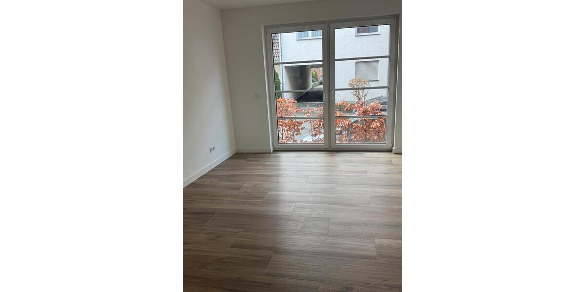 Erdgeschoßwohnung Wuppertal Barmen - 5 Zimmer, 145 m&sup2;, 1.800&euro; | Angebot:25157137