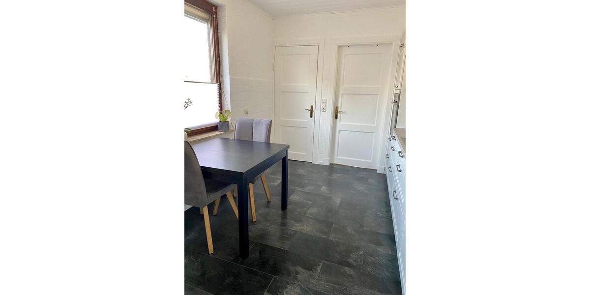 Dachgeschoßwohnung Wesselburen - 3 Zimmer, 70 m&sup2;, 820&euro; | Angebot:26023632