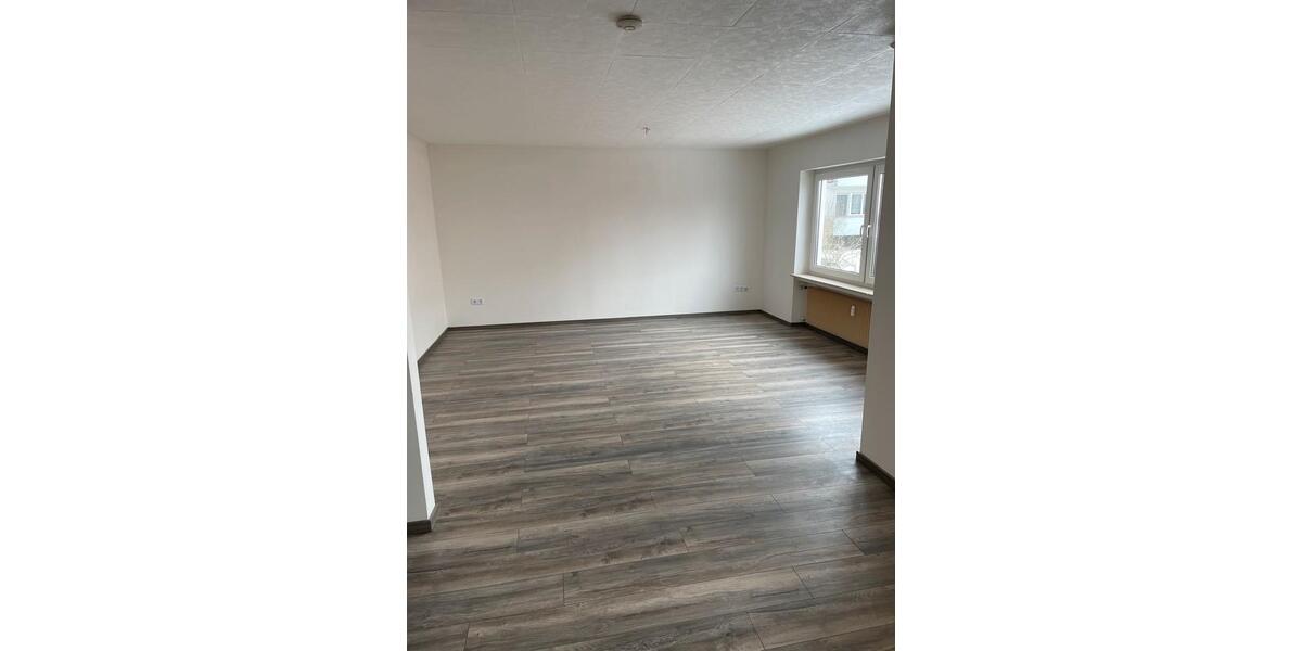 Erdgeschoßwohnung Gochsheim - 3.5 Zimmer, 88 m&sup2;, 920&euro; | Angebot:24394585