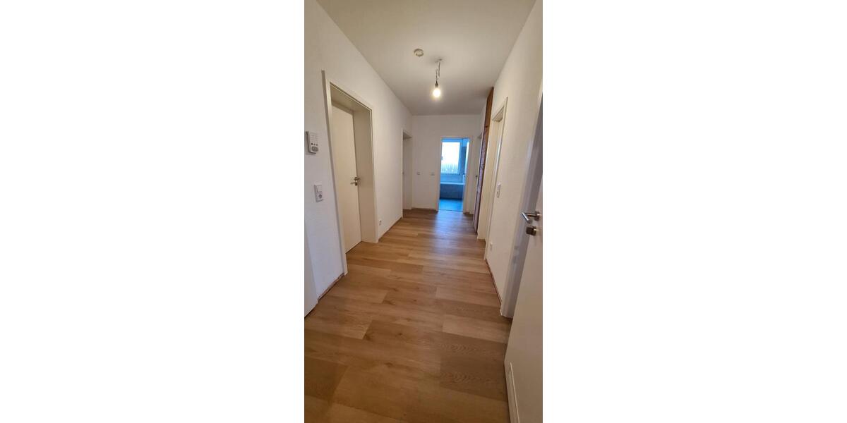 Etagenwohnung Seelze - 4 Zimmer, 90 m&sup2;, 960&euro; | Angebot:26698548