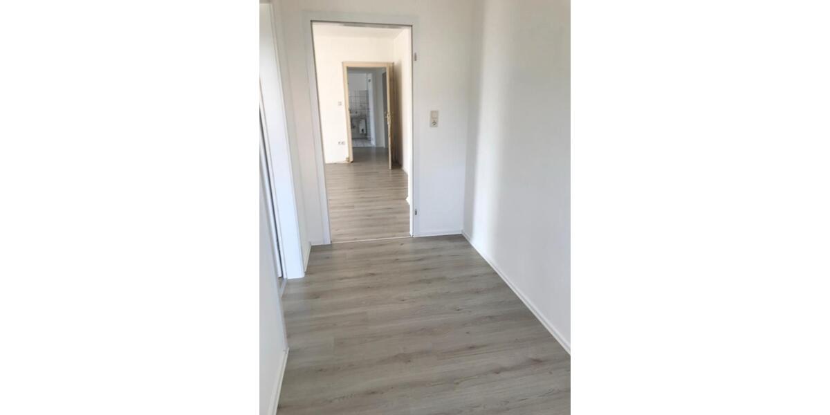 Terrassenwohnung Lage - 3 Zimmer, 83 m&sup2;, 960&euro; | Angebot:26545806