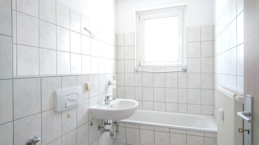 Etagenwohnung Riesa - 3 Zimmer, 61 m&sup2;, 360&euro; | Angebot:26120608