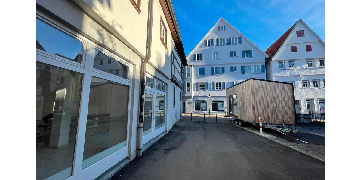 Erdgeschoßwohnung Reutlingen - 3 Zimmer, 111 m&sup2;, 965&euro; | Angebot:26610134