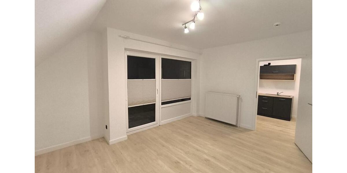 Dachgeschoßwohnung Eutin - 2.5 Zimmer, 46 m&sup2;, 600&euro; | Angebot:24850146