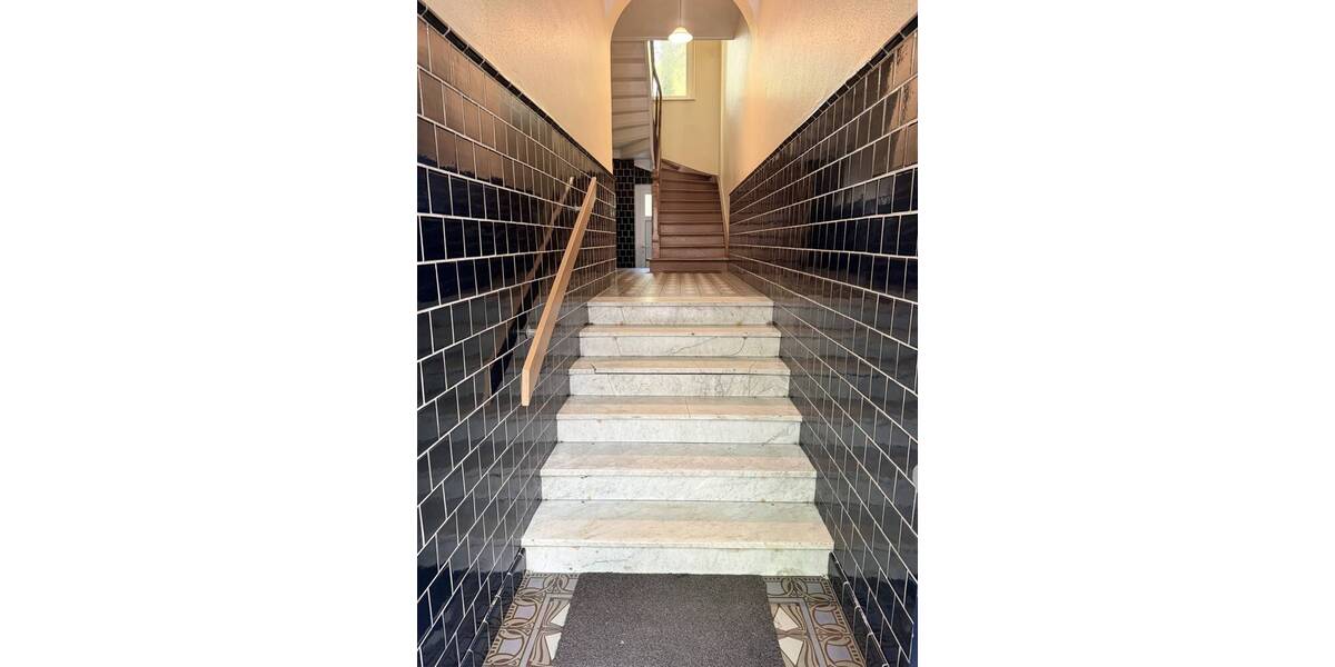Etagenwohnung Worms Innenstadt - 5 Zimmer, 180 m&sup2;, 1.400&euro; | Angebot:26556657