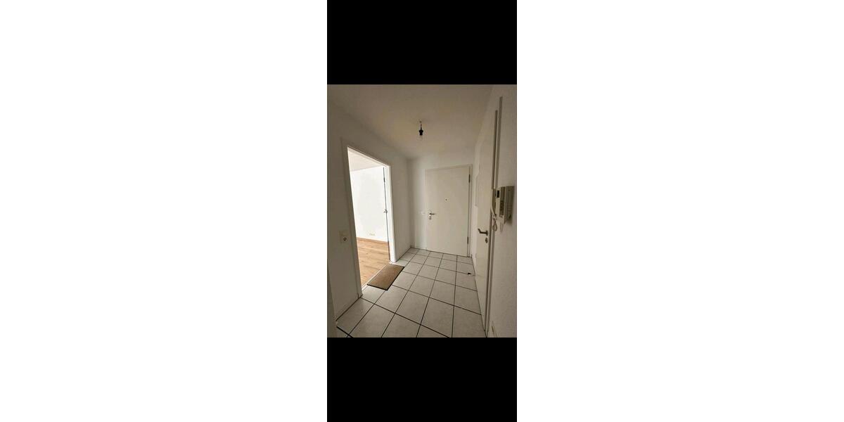 Erdgeschoßwohnung Sonnenbühl - 2.5 Zimmer, 65 m&sup2;, 850&euro; | Angebot:26121018