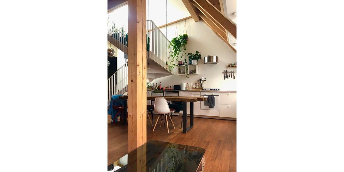 Dachgeschoßwohnung Berlin Friedrichshain-Kreuzberg - 3 Zimmer, 100 m&sup2;, 850&euro; | Angebot:26341777