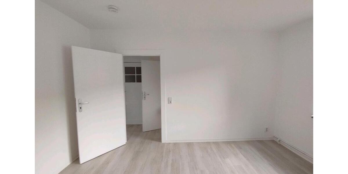 Etagenwohnung Magdeburg Großer Silberberg - 2 Zimmer, 46 m&sup2;, 500&euro; | Angebot:26611394