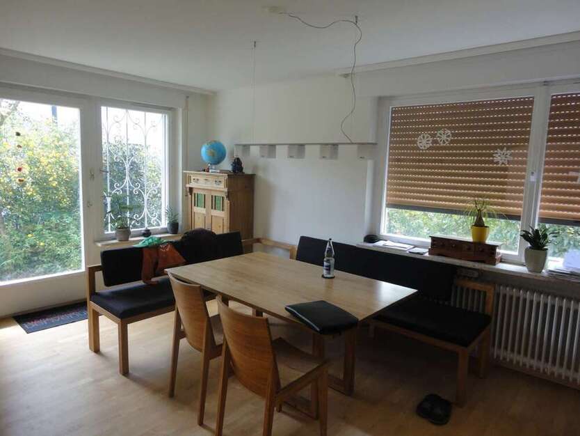 Haus zum Mieten in Baden-Baden 1.400 € 167 m²