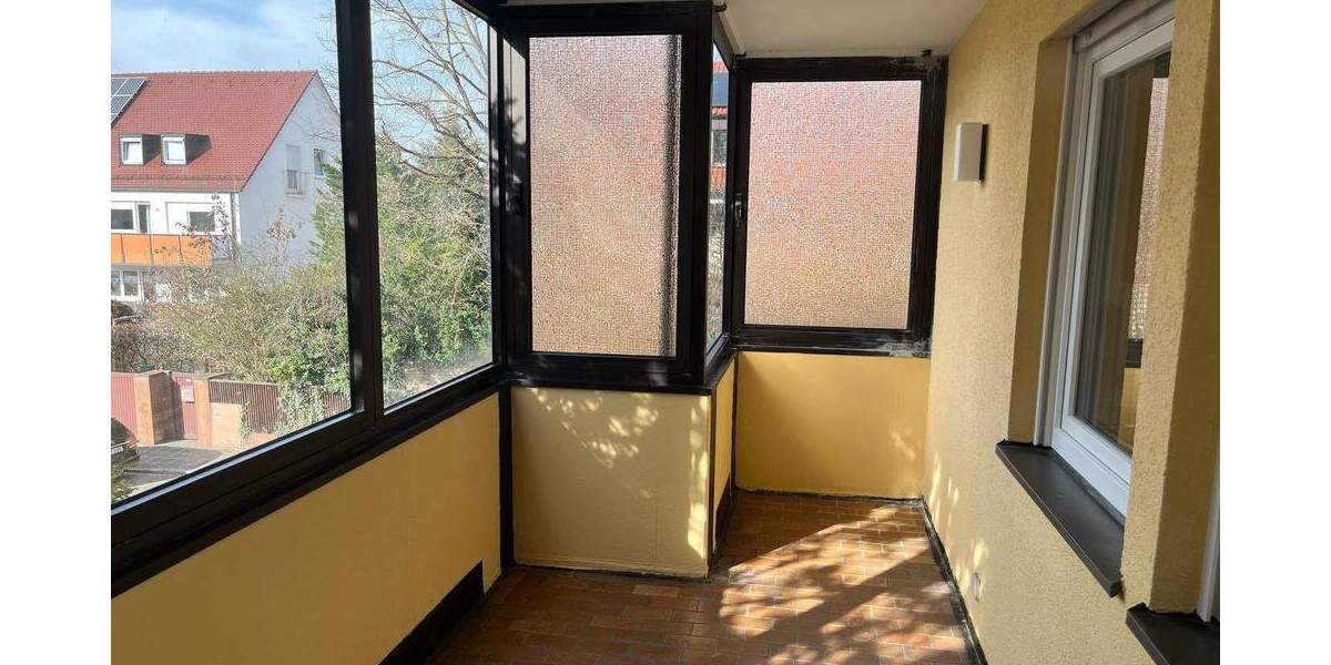 Etagenwohnung Nürnberg Zerzabelshof - 4 Zimmer, 115 m&sup2;, 1.350&euro; | Angebot:25770489