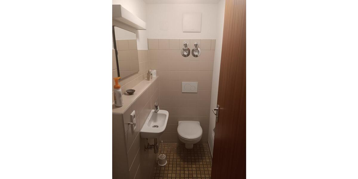 Wohnen auf Zeit Villingen-Schwenningen Schwenningen - 1 Zimmer, 14 m&sup2;, 360&euro; | Angebot:25996383