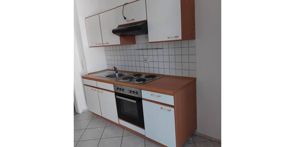Sofort bezugsfähige 2-Zi Wohnung mit großen Balkon fast im Zentrum - Etagenwohnung Zwickau Innenstadt | Angebot:26791199
