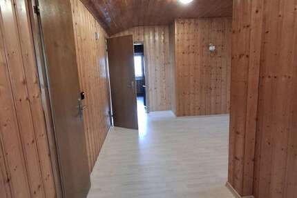 Wohnung Neukirchen b. Hl. Blut - 4 Zimmer, 135 m&sup2;, 750&euro; | Angebot:24975826