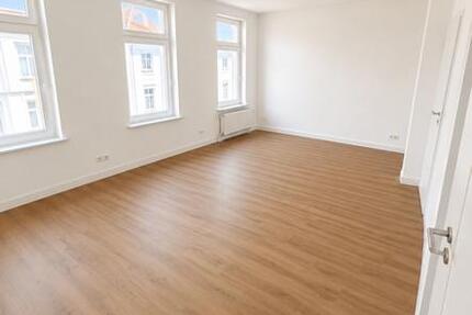 Wohnung Eutin - 4 Zimmer, 100 m&sup2;, 1.326&euro; | Angebot:26700448
