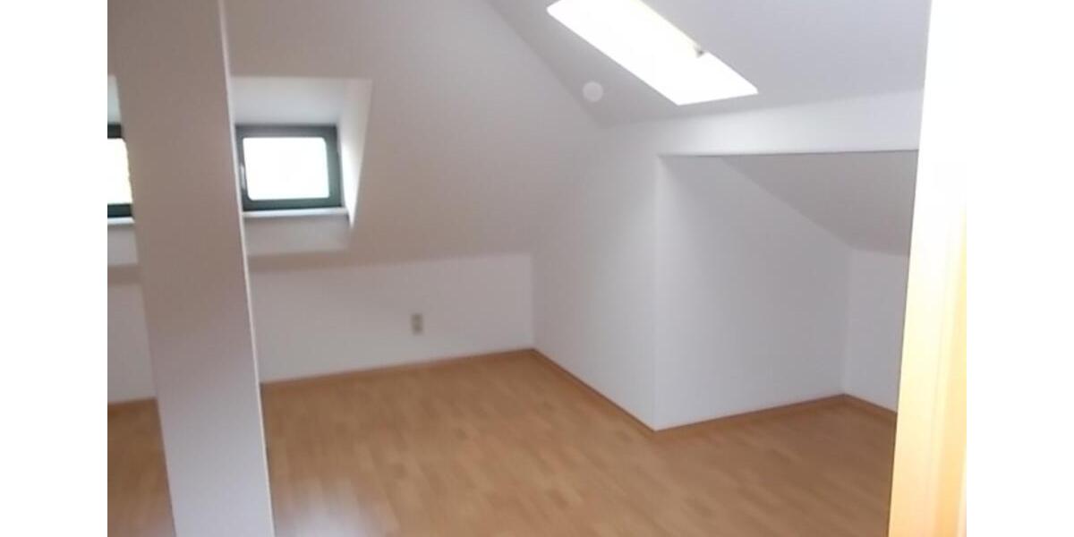 Maisonettenwohnung Oelsnitz (Erzgebirge) - 4 Zimmer, 95 m&sup2;, 570&euro; | Angebot:24804072