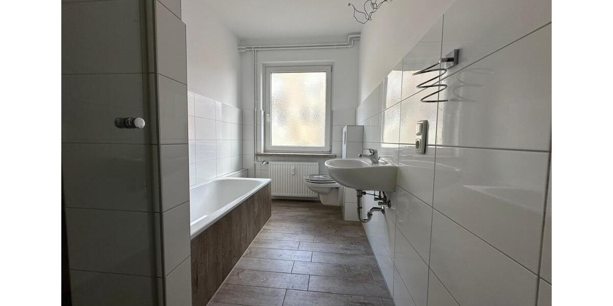 Etagenwohnung Ratzeburg - 3 Zimmer, 98 m&sup2;, 930&euro; | Angebot:25961715