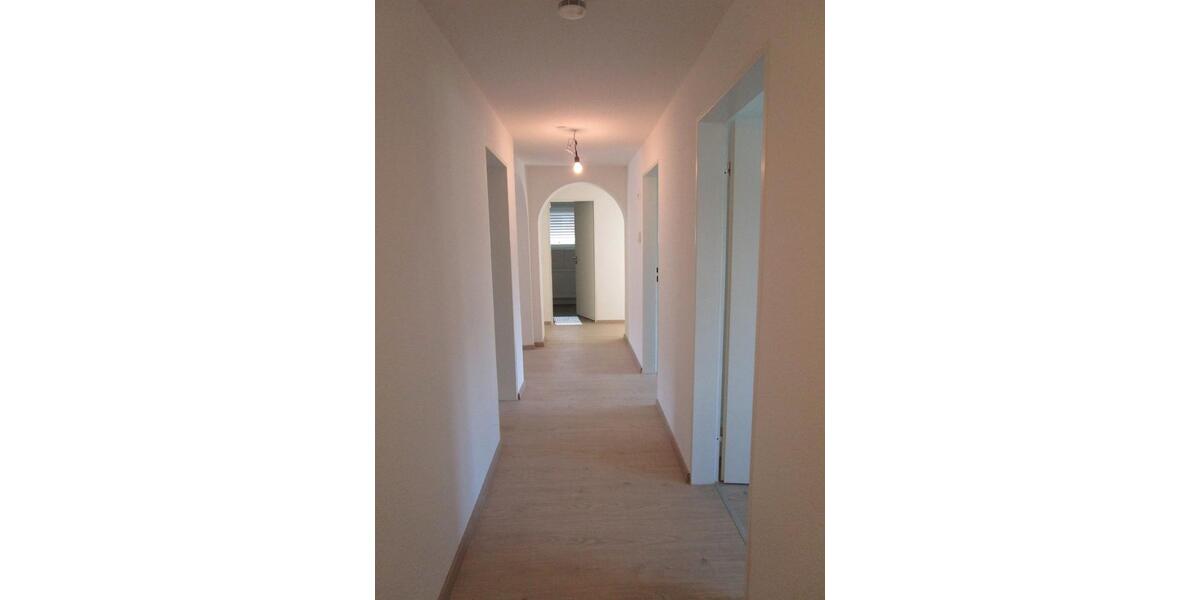 Erdgeschoßwohnung Bad Brückenau - 4 Zimmer, 106 m&sup2;, 636&euro; | Angebot:26067058