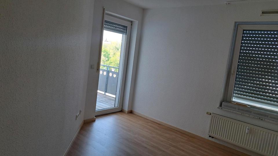 Etagenwohnung Allmendingen - 3 Zimmer, 76 m&sup2;, 990&euro; | Angebot:25407175