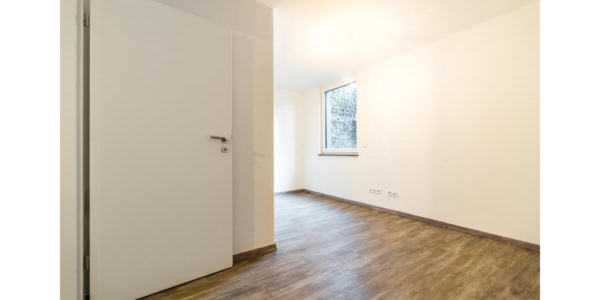 Etagenwohnung Düsseldorf Stadtbezirk 10 - 3 Zimmer, 78 m&sup2;, 1.100&euro; | Angebot:26539782