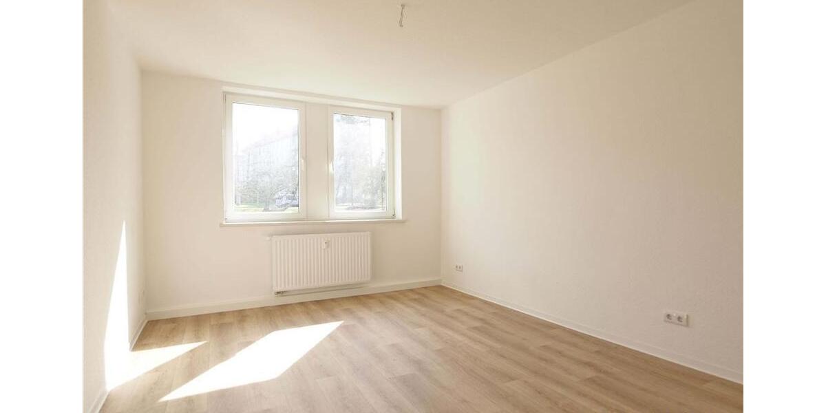 Etagenwohnung Frankenberg (Sachsen) - 2 Zimmer, 57 m&sup2;, 348&euro; | Angebot:25790170