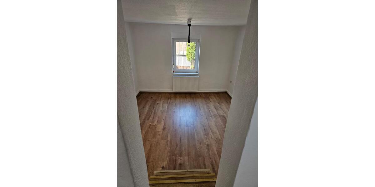 Etagenwohnung Herborn - 3 Zimmer, 65 m&sup2;, 590&euro; | Angebot:24774680