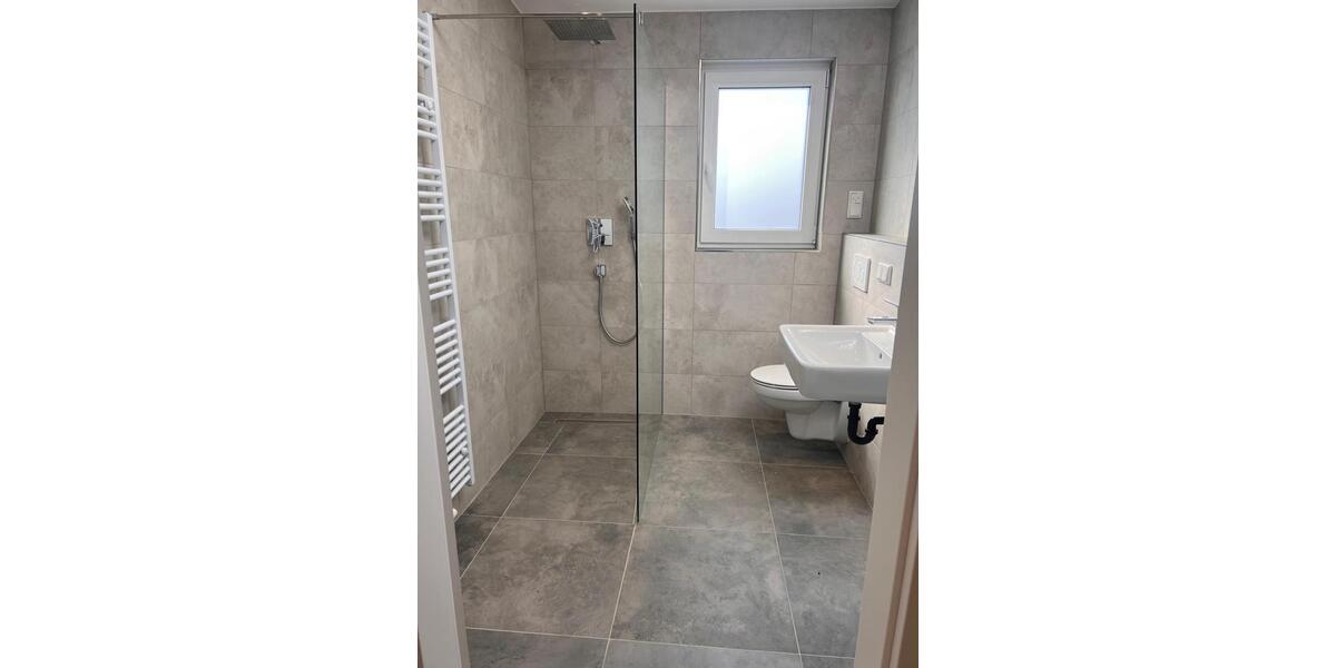Dachgeschoßwohnung Geisenheim - 2 Zimmer, 64 m&sup2;, 960&euro; | Angebot:26063146