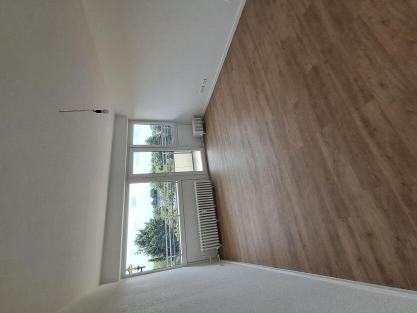 Helle 4-Zimmer-Wohnung mit Balkon in Wesseling
