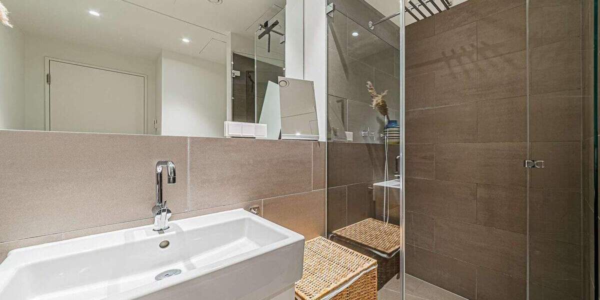 Etagenwohnung Frankfurt am Main Sachsenhausen - 2 Zimmer, 67 m&sup2;, 2.650&euro; | Angebot:24903140