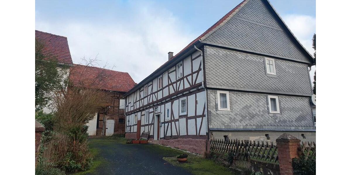 Mehrfamilienhaus, Wohnhaus Fuldabrück - 8 Zimmer, 178 m&sup2;, 1.250&euro; | Angebot:26294804