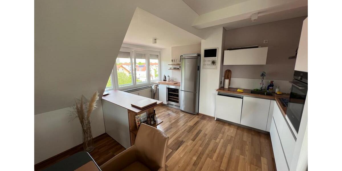 Dachgeschoßwohnung München Schwabing-West - 3.5 Zimmer, 94 m&sup2;, 2.350&euro; | Angebot:25839221