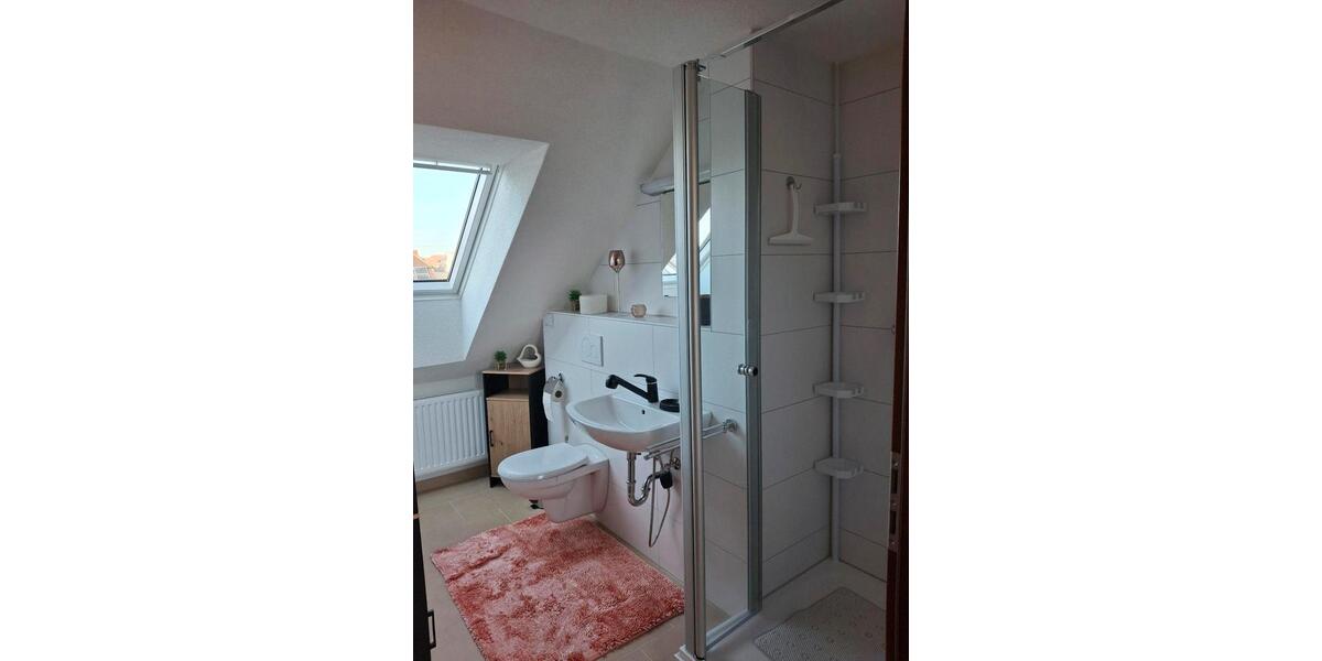 Dachgeschoßwohnung Friedrichshafen - 3 Zimmer, 50 m&sup2;, 1.040&euro; | Angebot:25654094